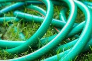 Straighten kinked areas of hose
