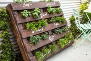 DIY Outdoor Wood Pallet Herb Garden