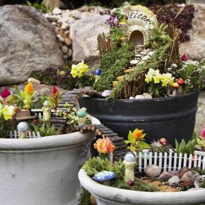 Exquisite Flower Pot Fairy Garden