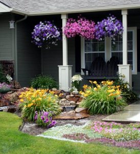 25 Best Front Yard Landscaping Ideas (With Pictures)