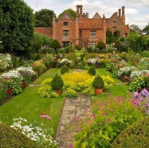 The English Style Rose Garden