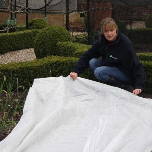 Use of garden fleece
