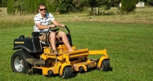 How to Drive a Zero Turn Lawn Mower
