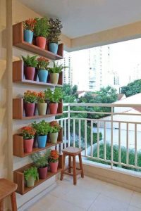 types of balcony garden
