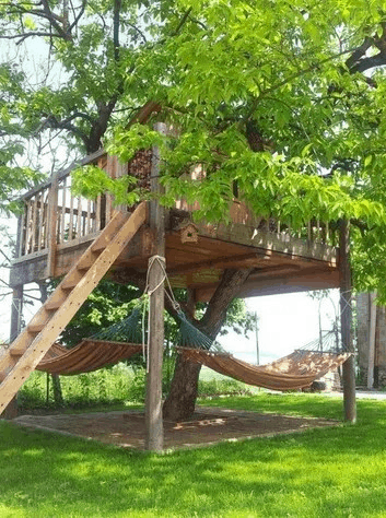 Hammocks Treehouse