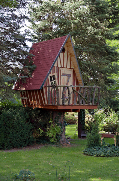 The Cottage Treehouse