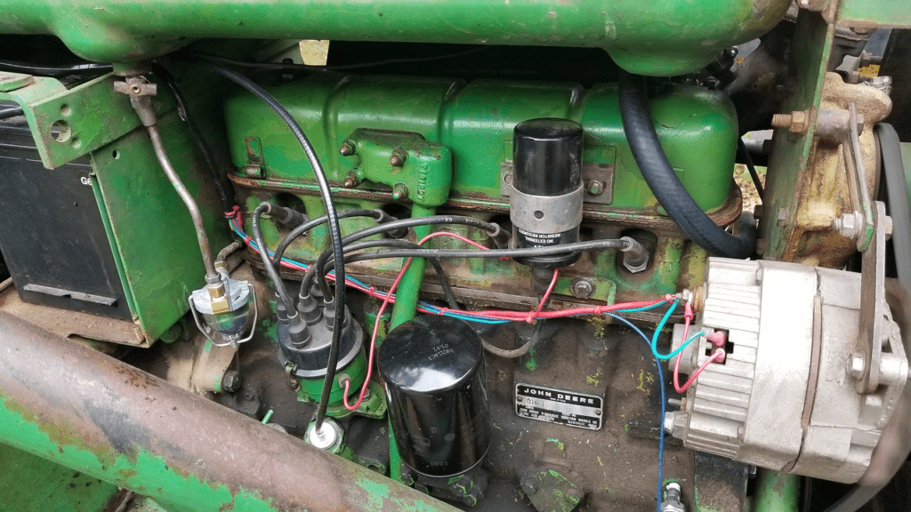 Engine of John Deere 3025E