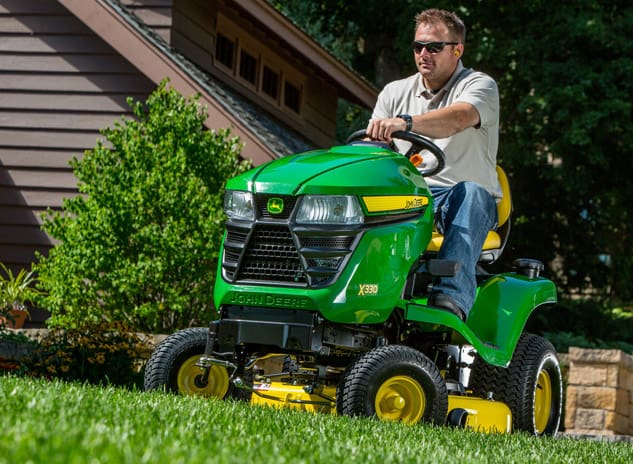 Pros and cons of John Deere X330 Tractor