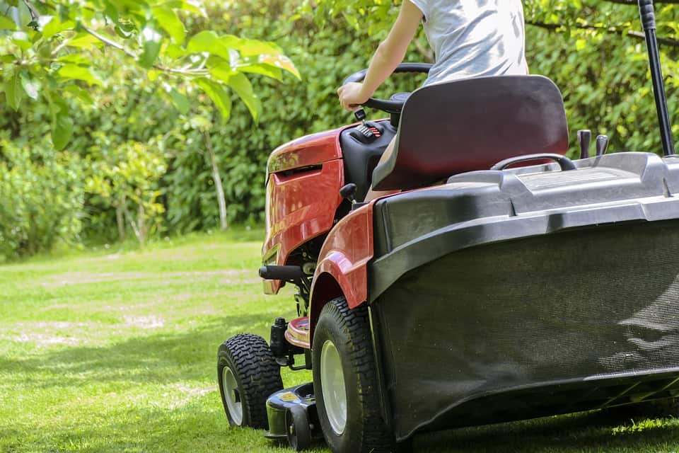 Benefits of Lawn Mowers