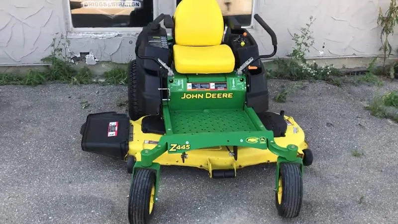 12 Problems With The John Deere Z445 And Their Remedies