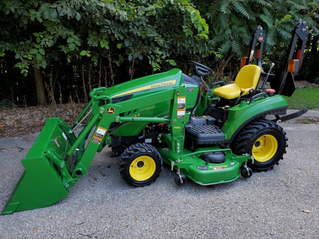 Common Problems of John Deere 1023E and their Fixes