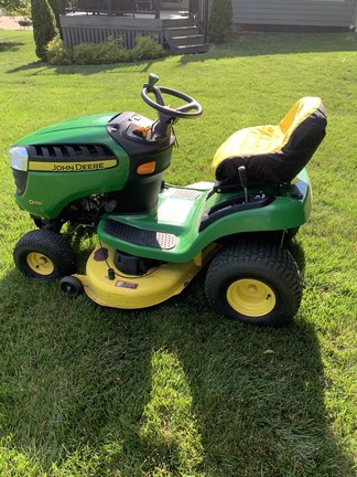 john deere d110 with problems tractor on green lawn